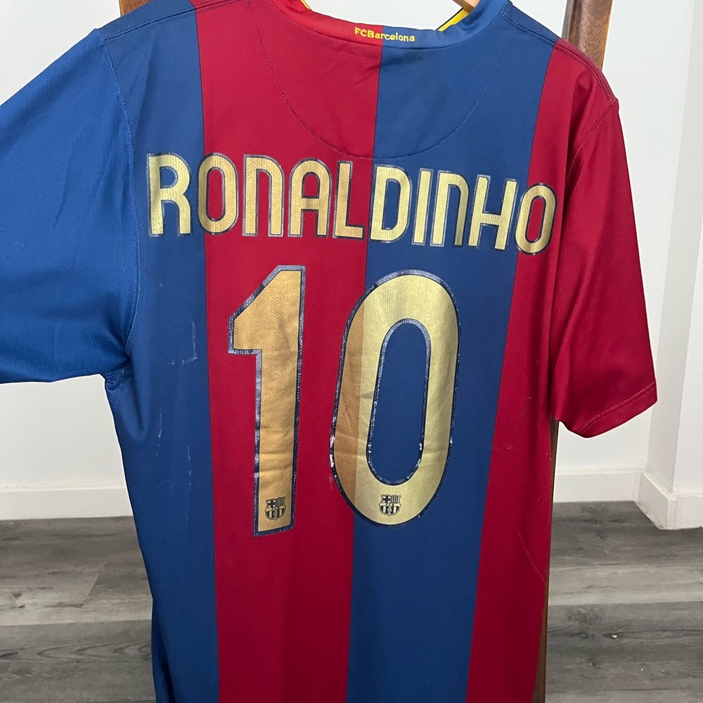 Barcelona home Ronaldinho Jersey